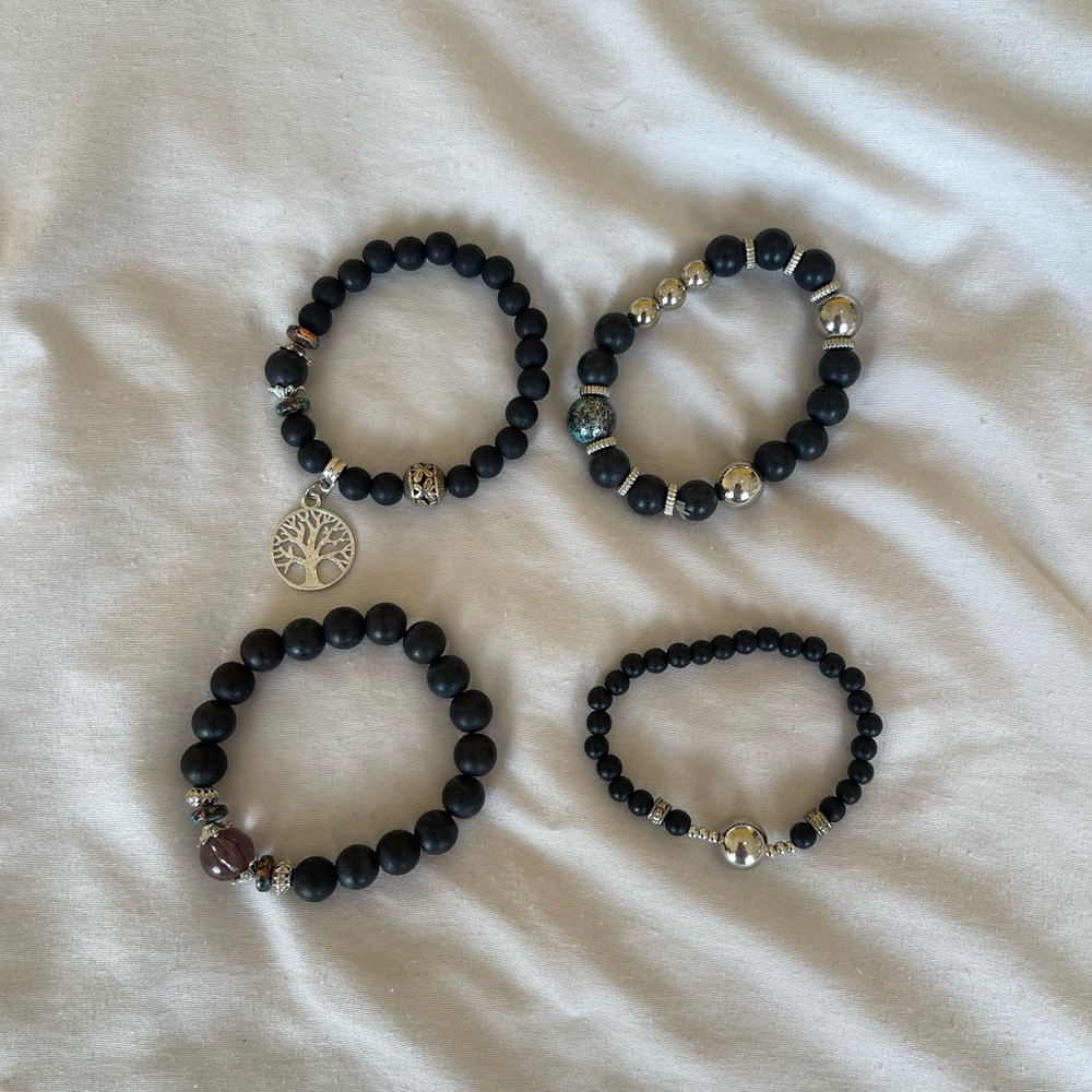 Elegant Black Beaded Bracelet Set